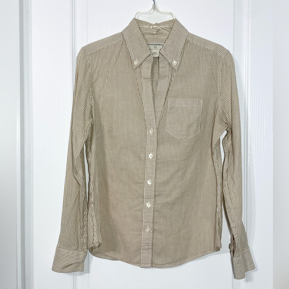 Banana Republic Striped Tailored V Neck Button Up Shirt Tan White Petite Small